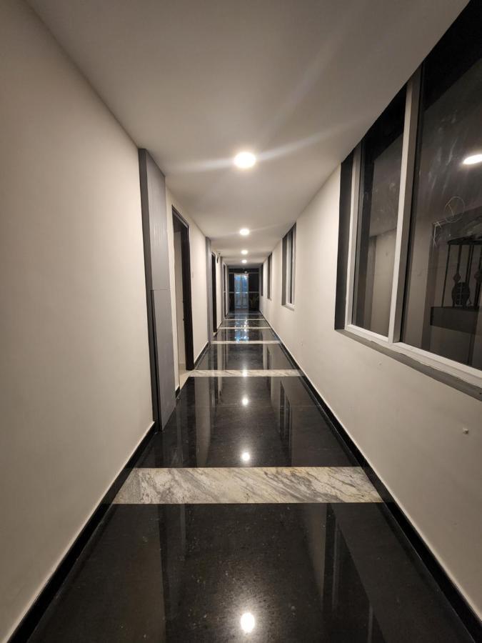Hotel Park Raama Tirupati Eksteriør bilde